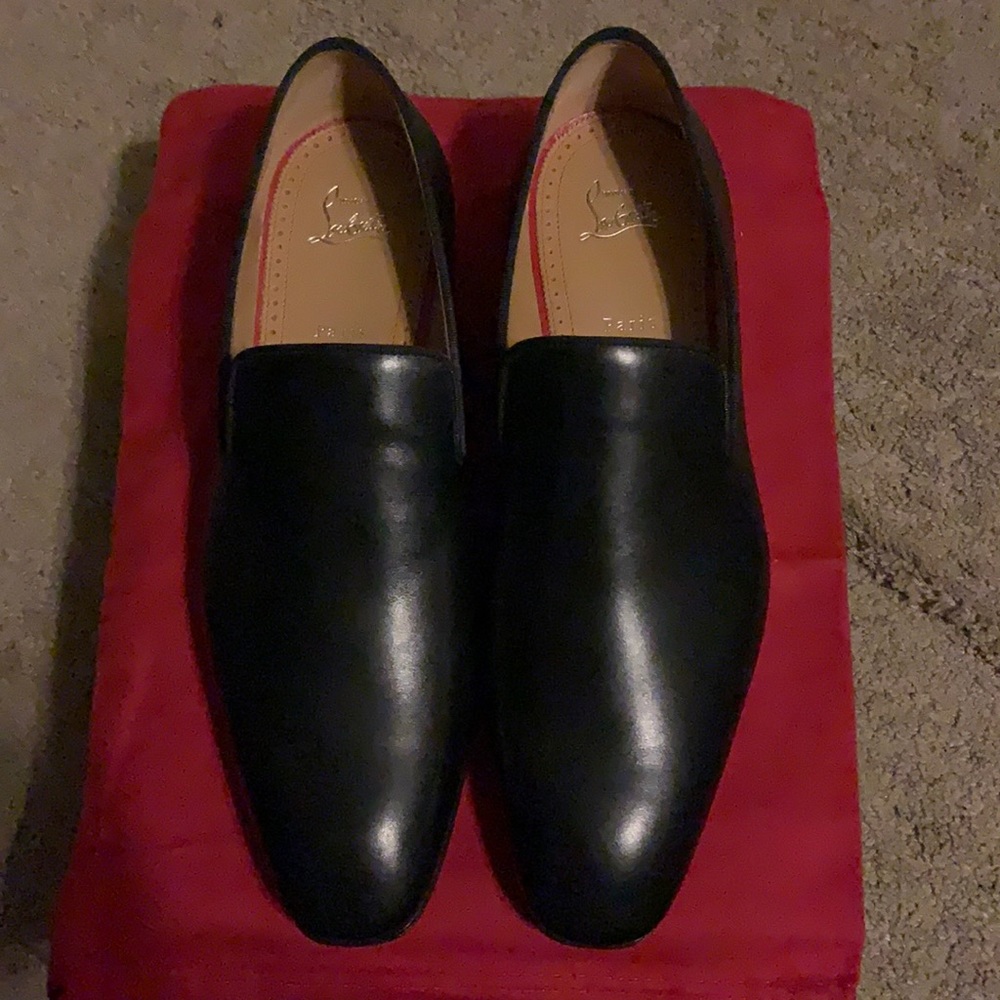 Brand new never worn black men’s dress shoes